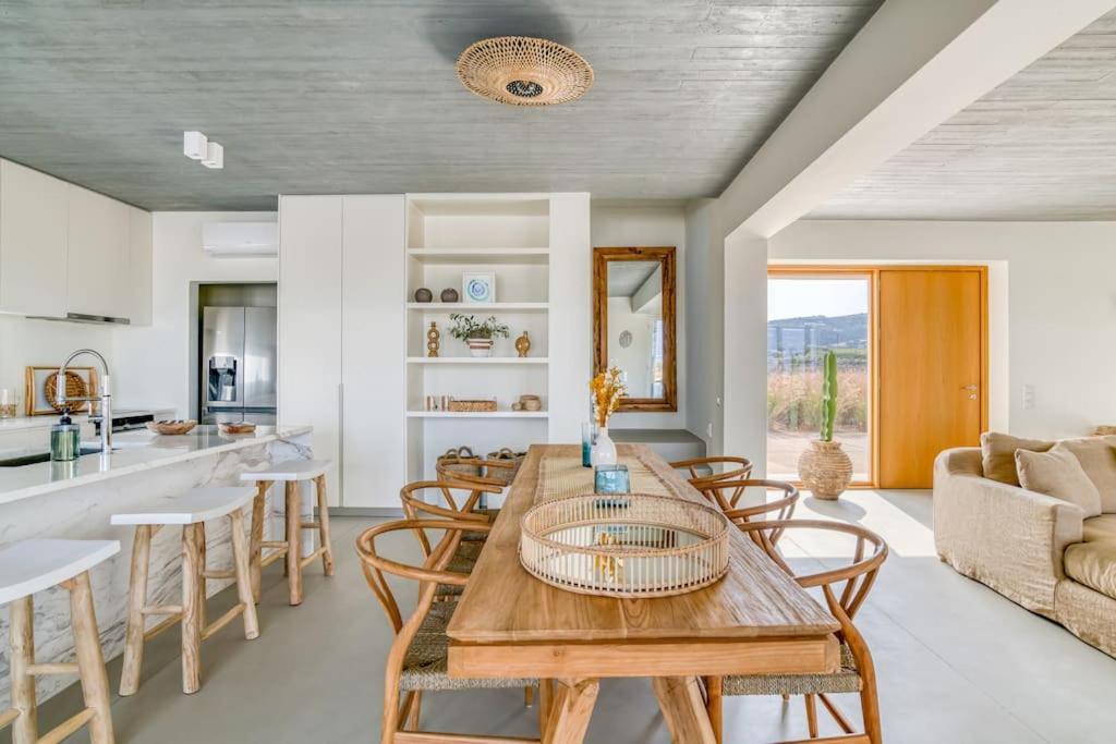 Villa Lampsi - Spacious & Modern Isterni  Bagian luar foto