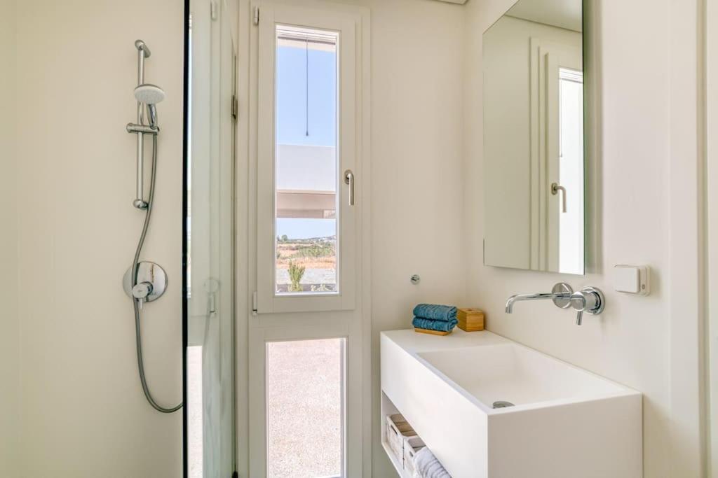 Villa Lampsi - Spacious & Modern Isterni  Bagian luar foto