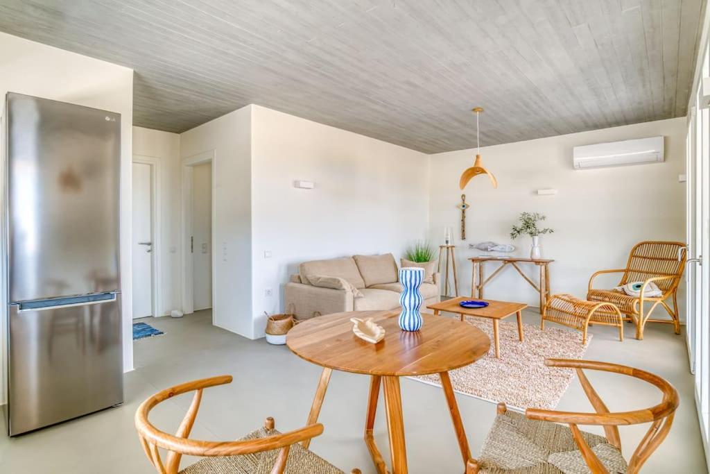 Villa Lampsi - Spacious & Modern Isterni  Bagian luar foto