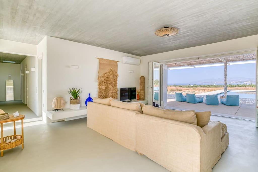 Villa Lampsi - Spacious & Modern Isterni  Bagian luar foto