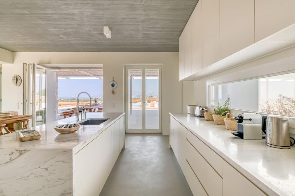 Villa Lampsi - Spacious & Modern Isterni  Bagian luar foto